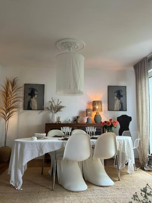 Retour Des Indes Villa Lorient Exteriör bild